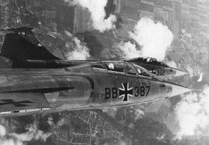 Vor Einführung der leistungsstärkeren TF-104G flog die Waffenschule 10 die F-104F. Foto: JaboG 38 "F"