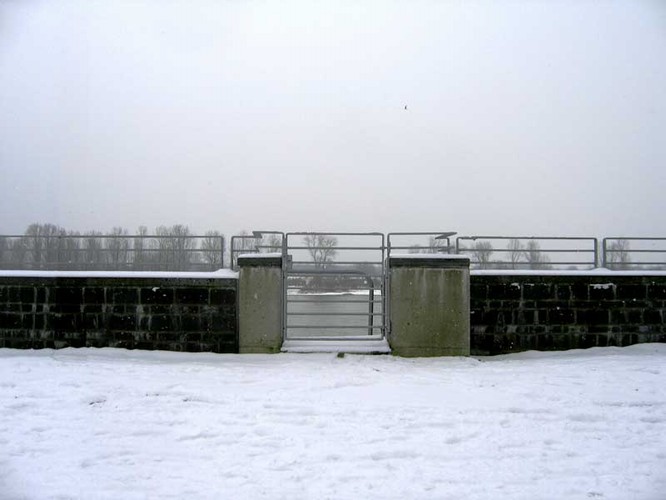 n_w11_n_dam_02-2010.jpg