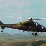 Die alte Kampfmaschine Augusta A-129 Mangusta von 1999 über dem Schießplatz --P.S.I.S.Q.--. wird gern eingestzt.